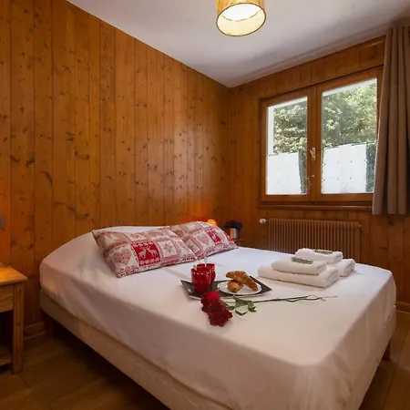 Sainte-foy-l'argentiere Sleeps 4 Pool